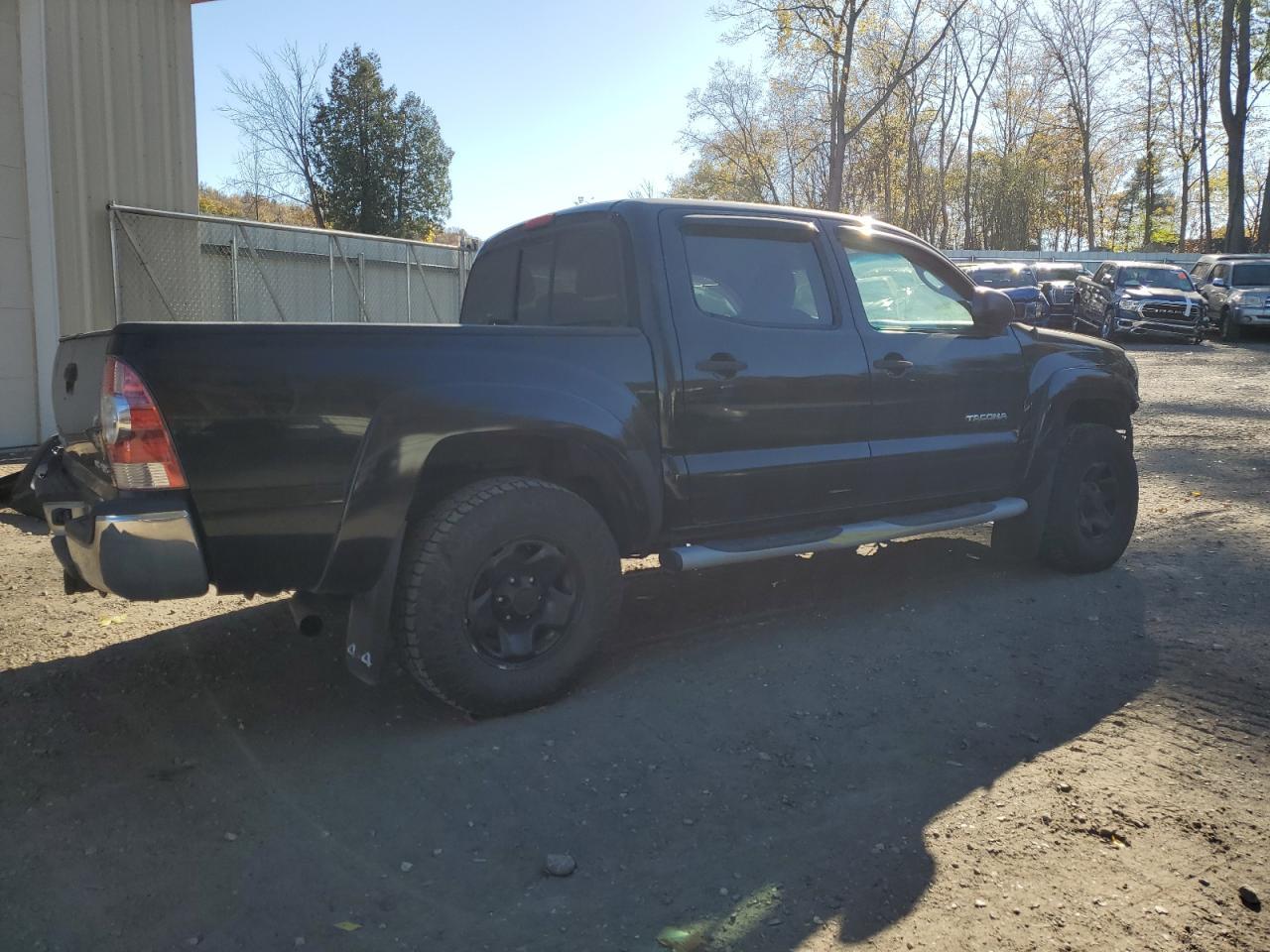 2011 TOYOTA TACOMA