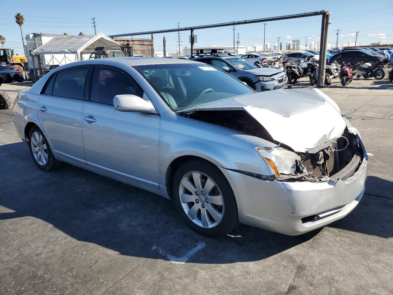 2007 TOYOTA Avalon