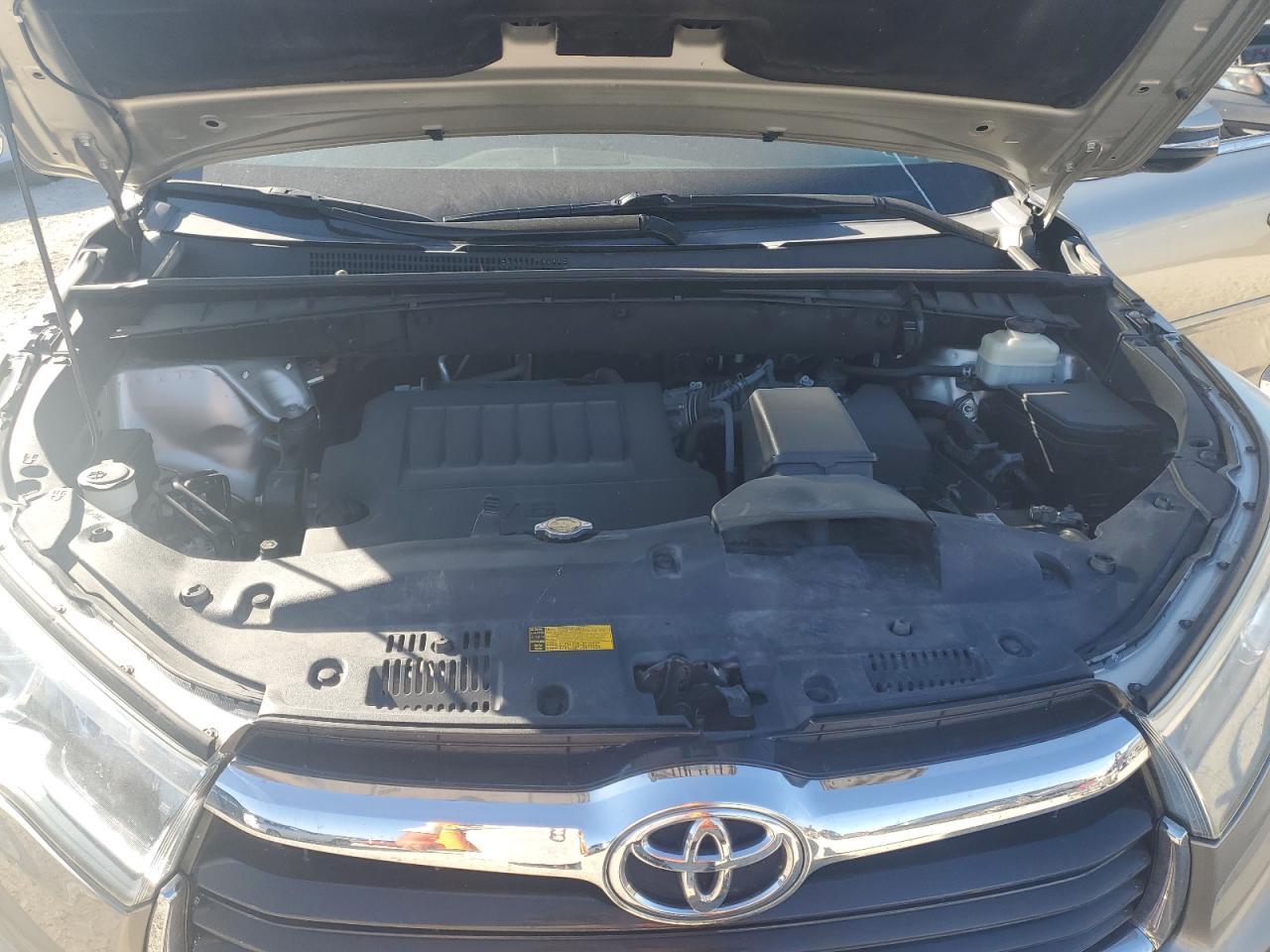 2015 TOYOTA HIGHLANDER