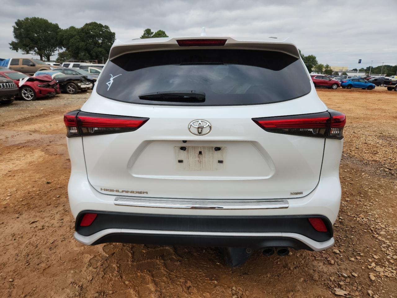 2022 TOYOTA HIGHLANDER