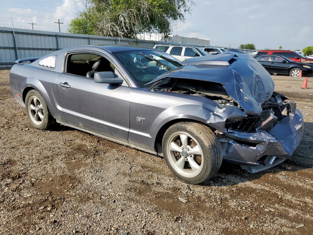 2006 FORD MUSTANG