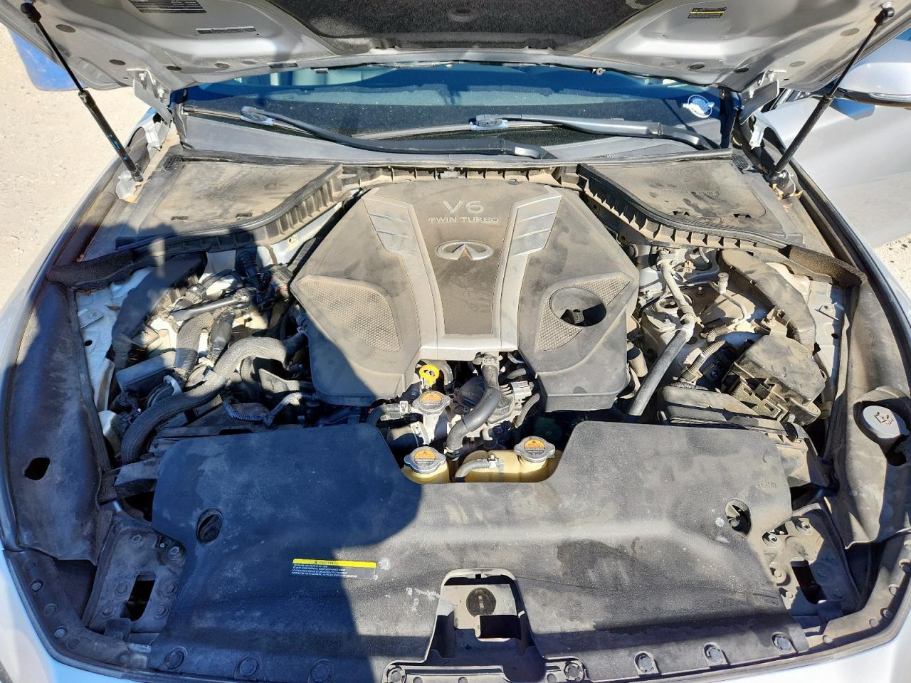 2016 INFINITI Q50