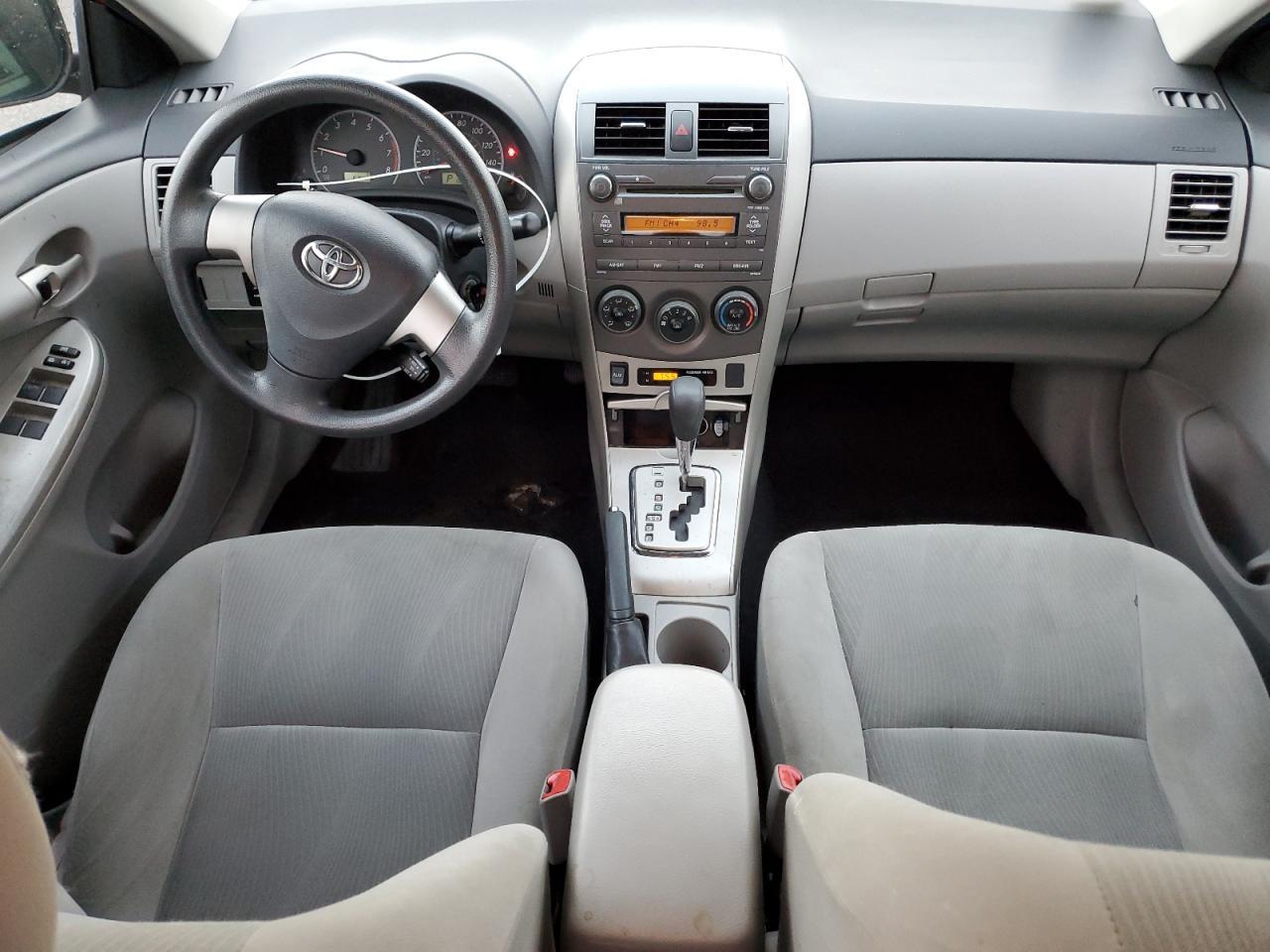 2011 TOYOTA COROLLA
