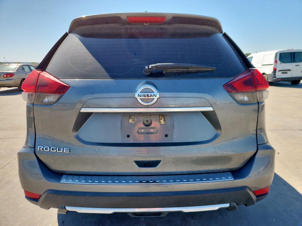 2018 NISSAN ROGUE