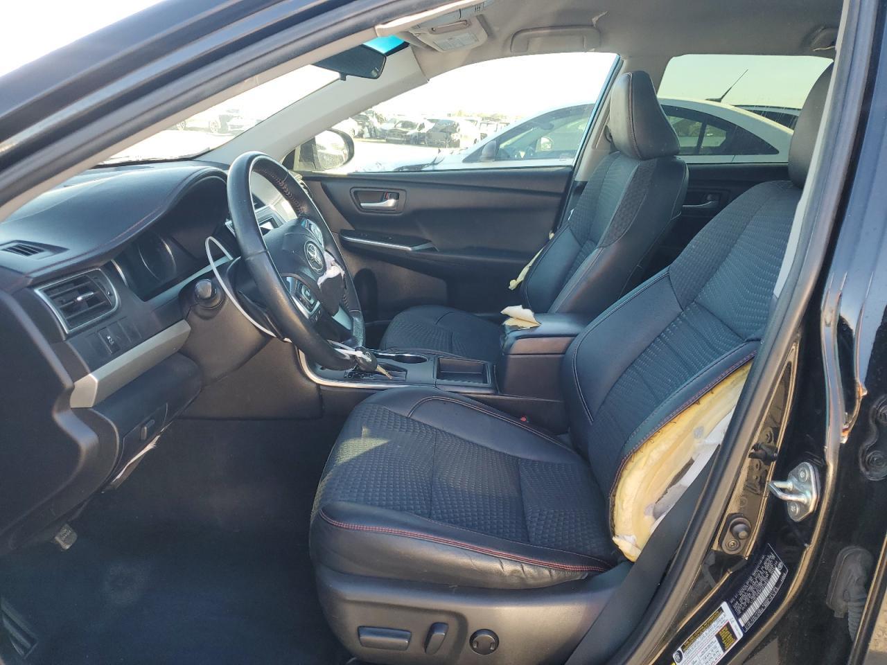 2015 TOYOTA CAMRY