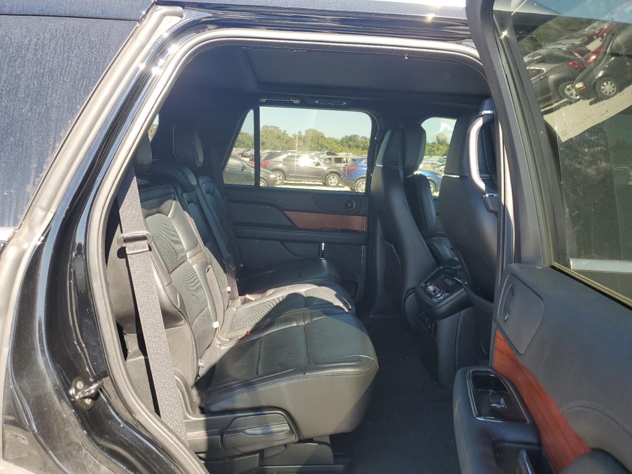 2018 LINCOLN Navigator