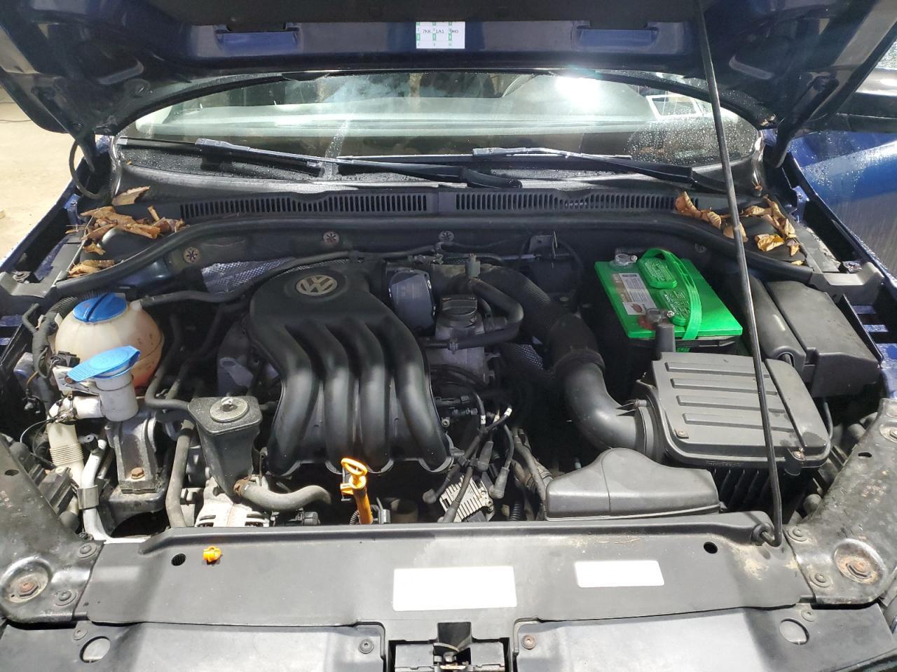 2012 VOLKSWAGEN JETTA