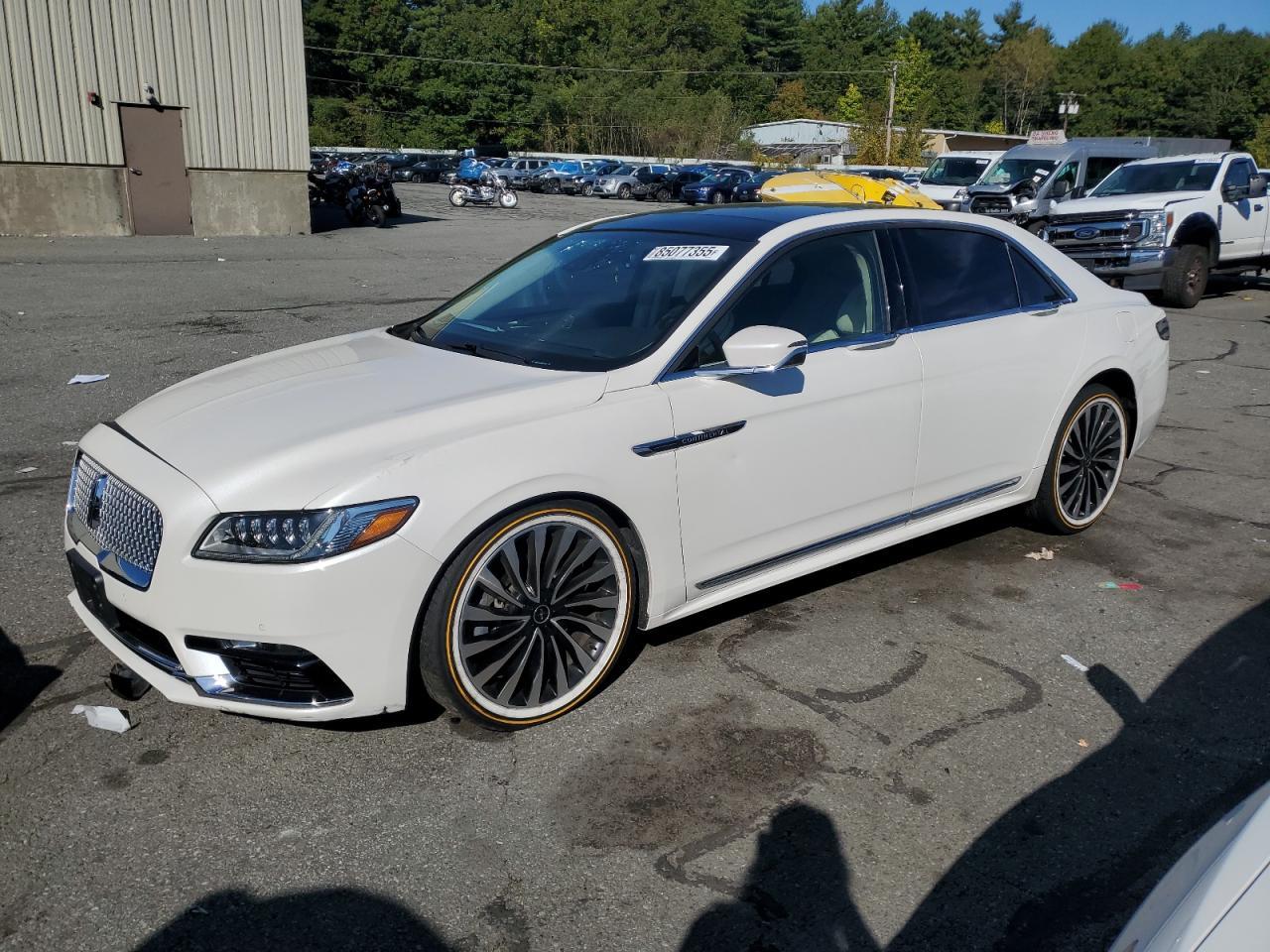 2017 LINCOLN Continental