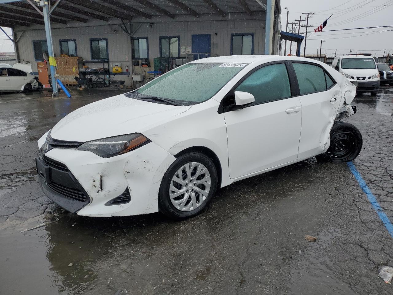 2017 TOYOTA COROLLA
