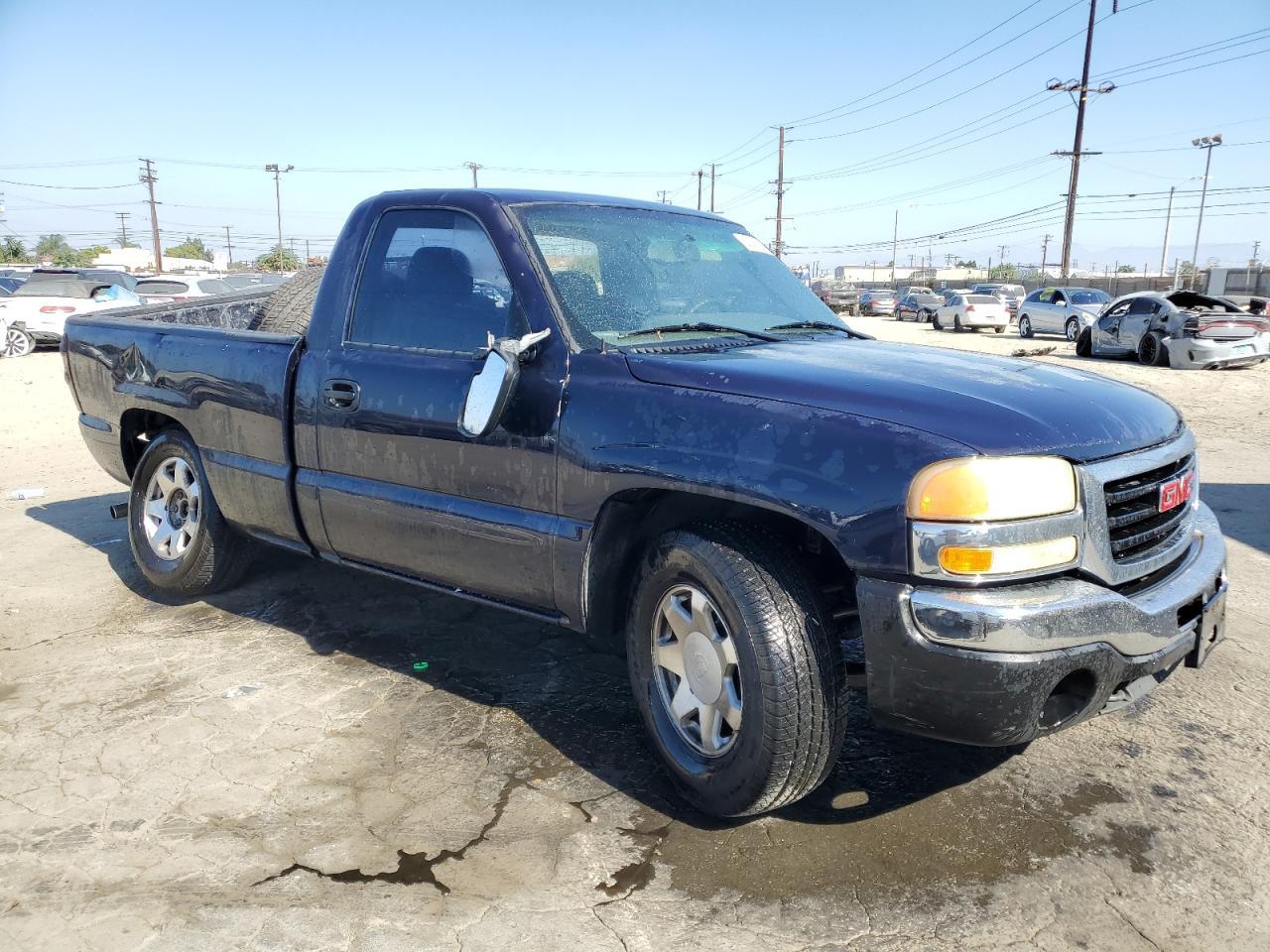2005 GMC Sierra
