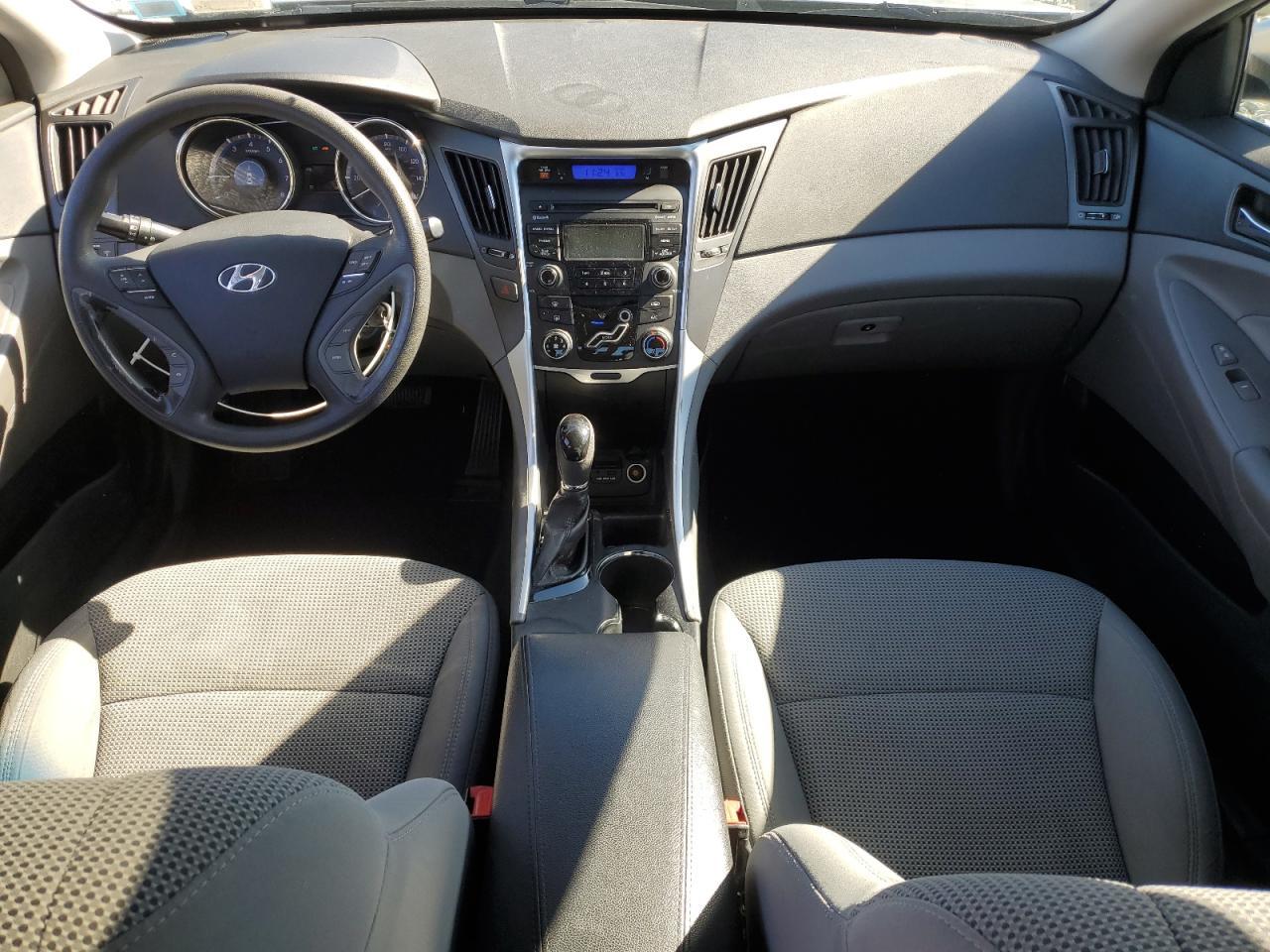 2013 HYUNDAI SONATA