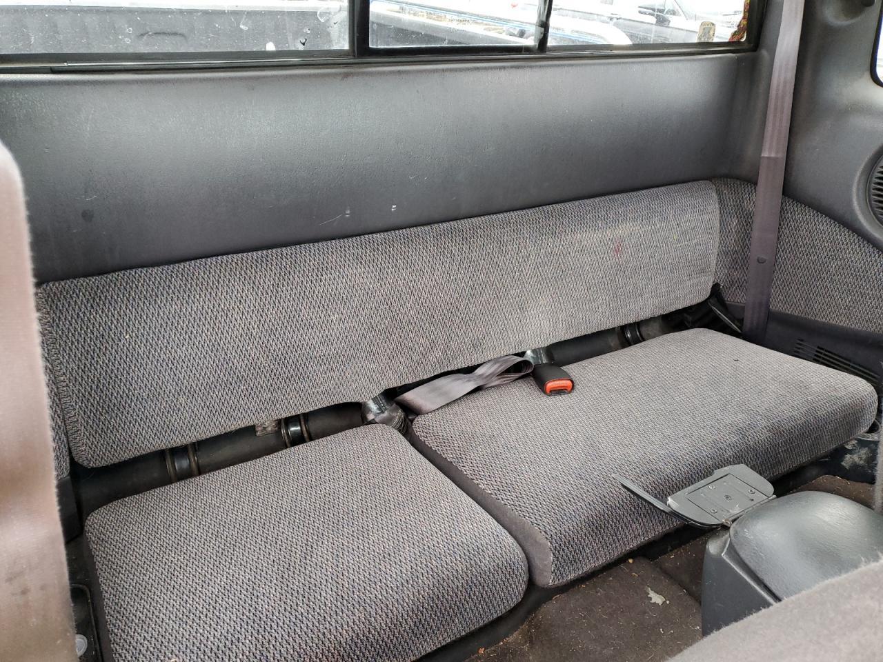 1999 DODGE Dakota