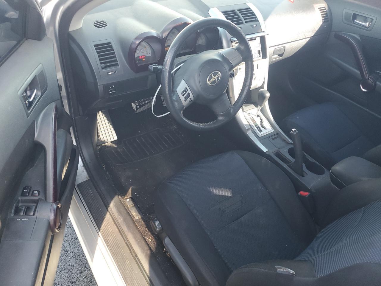 2006 TOYOTA SCION