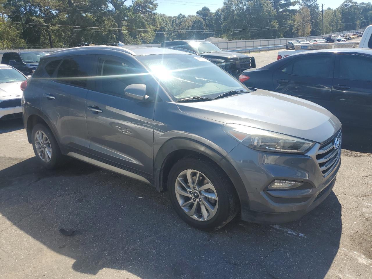 2017 HYUNDAI TUCSON
