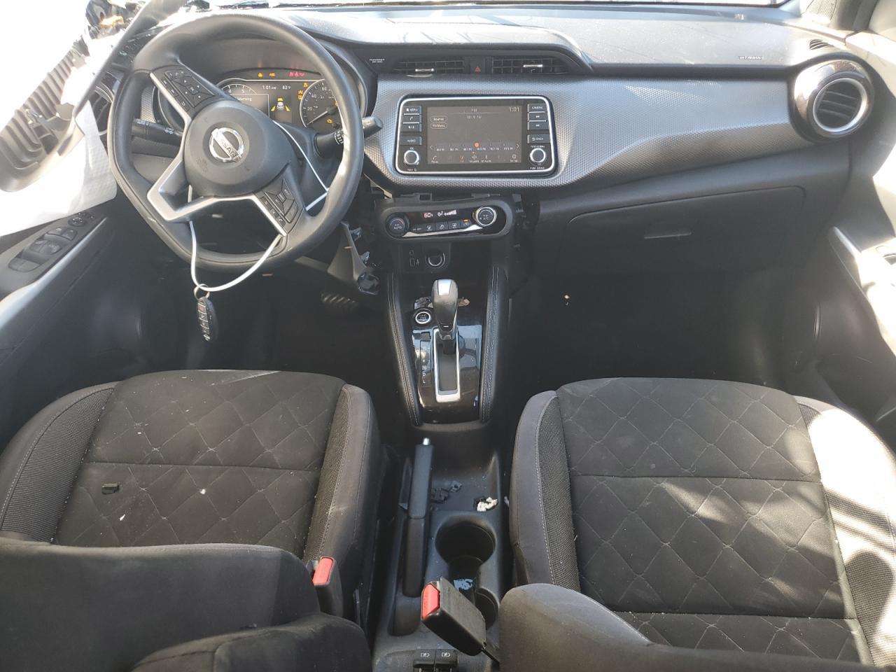2019 NISSAN KICKS
