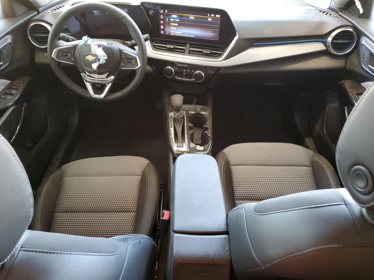 2025 CHEVROLET TRAX