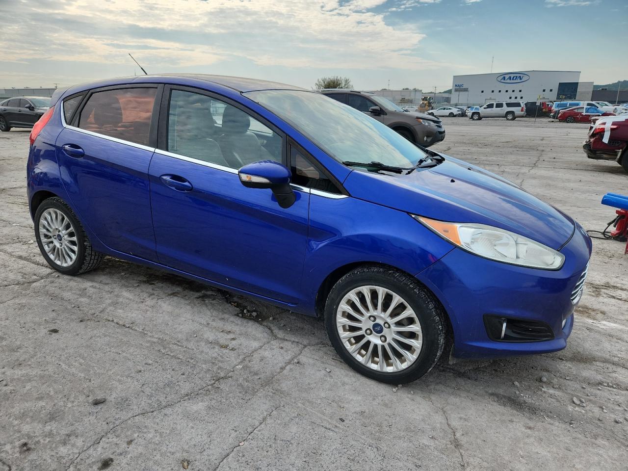 2014 FORD Fiesta