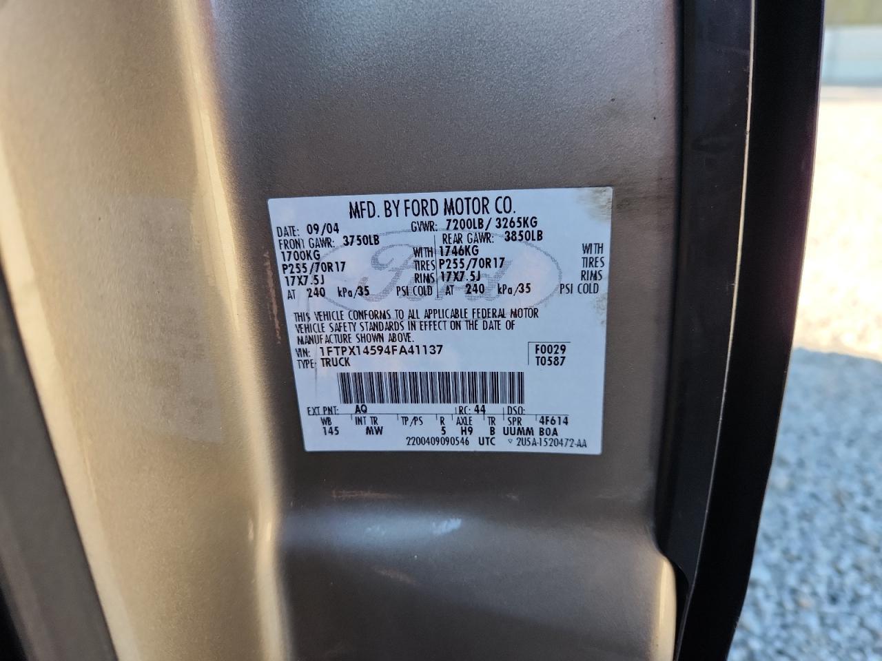 2004 FORD F-150