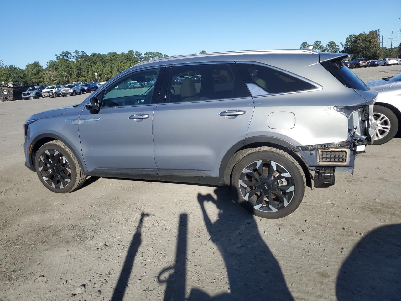 2025 KIA SORENTO
