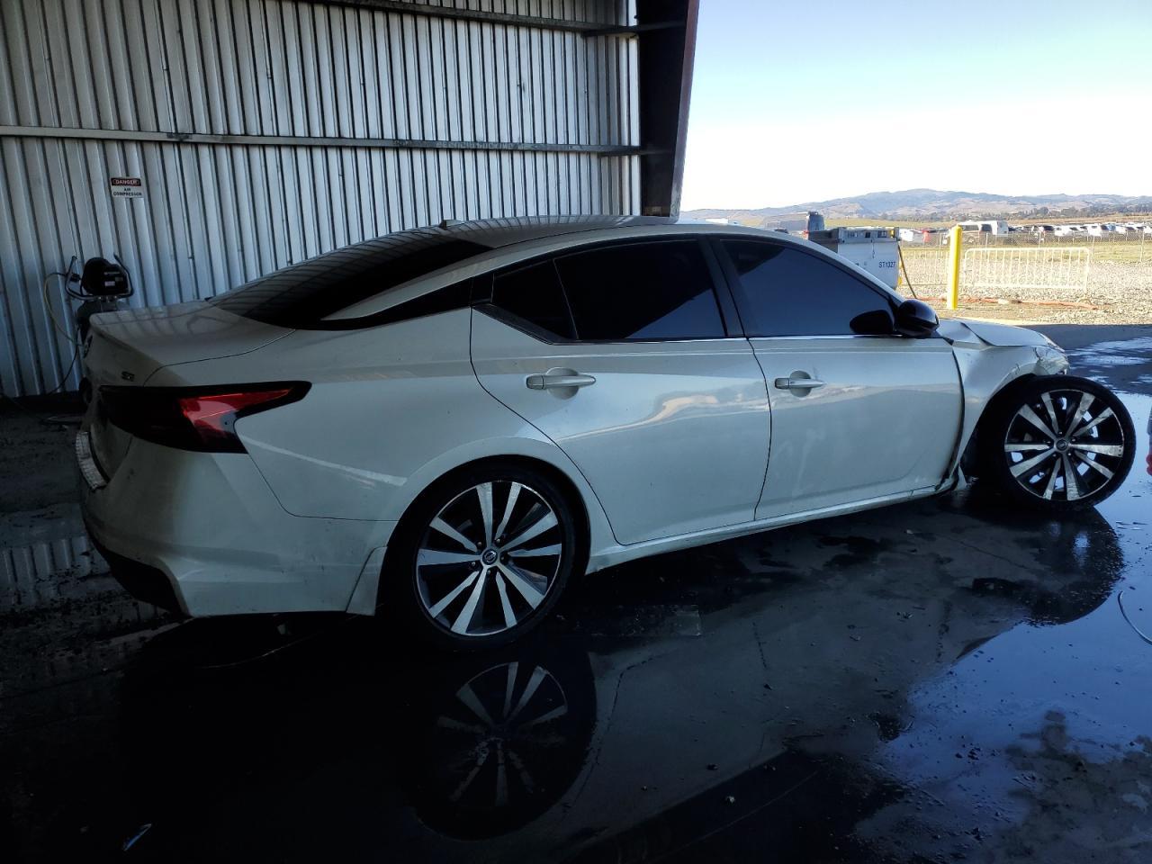 2022 NISSAN ALTIMA