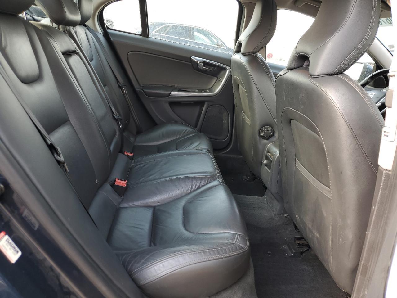 2013 VOLVO S60