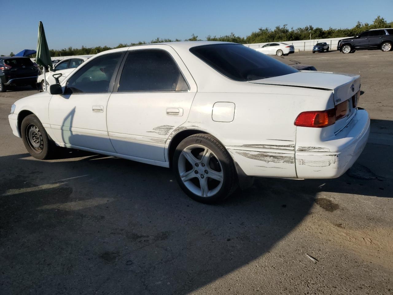 2000 TOYOTA CAMRY