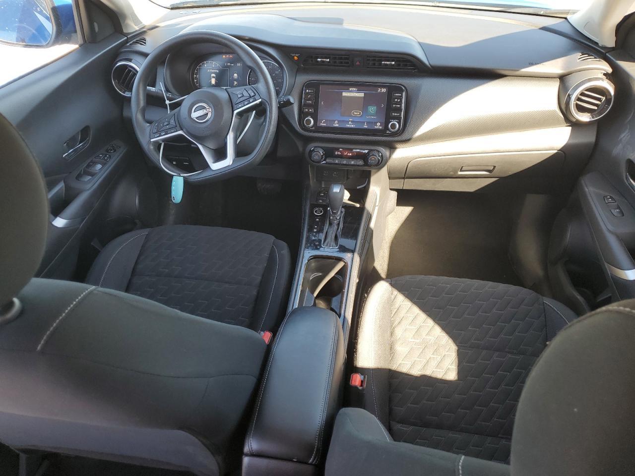 2022 NISSAN KICKS