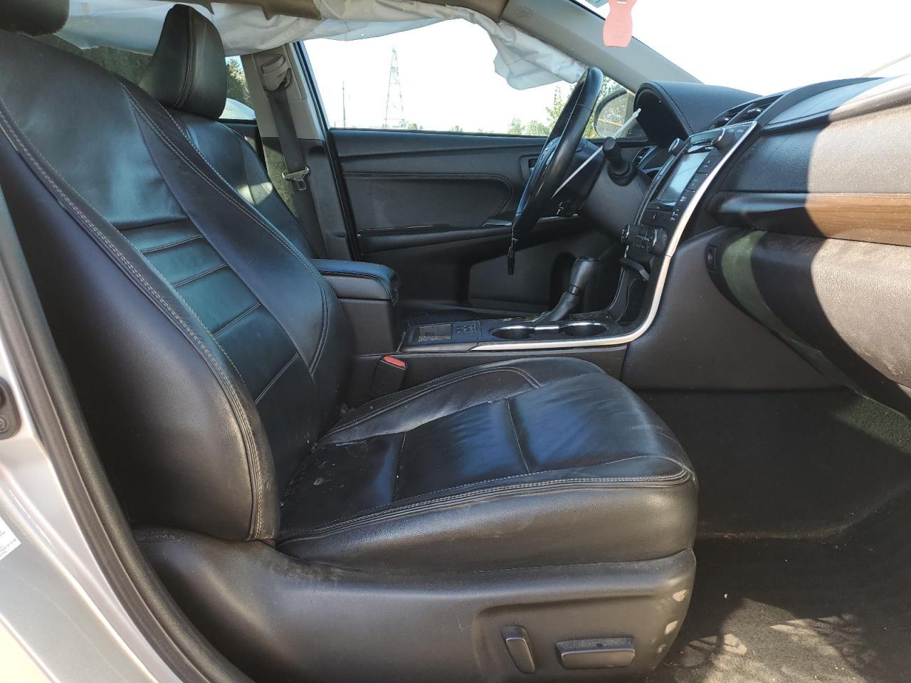 2016 TOYOTA CAMRY