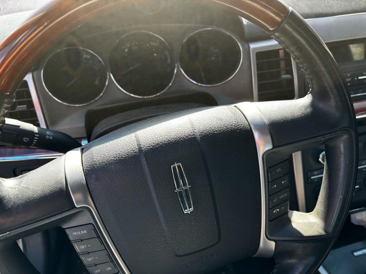 2010 LINCOLN MKZ