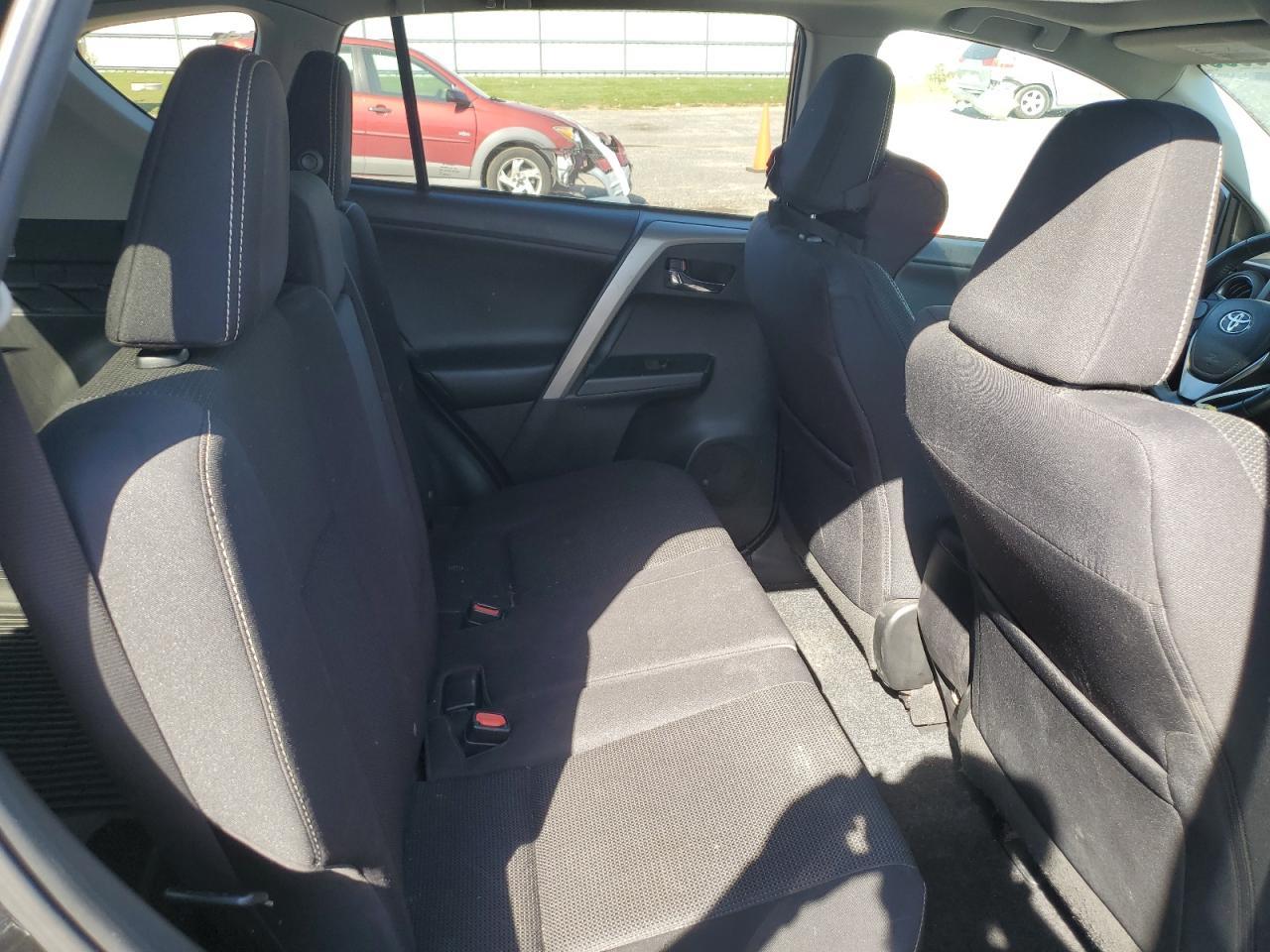 2016 TOYOTA RAV4