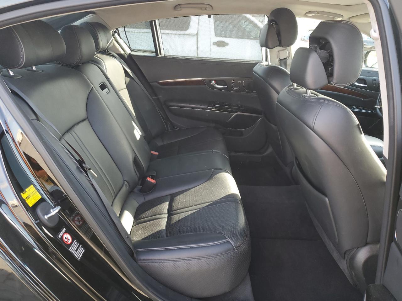 2015 KIA K900