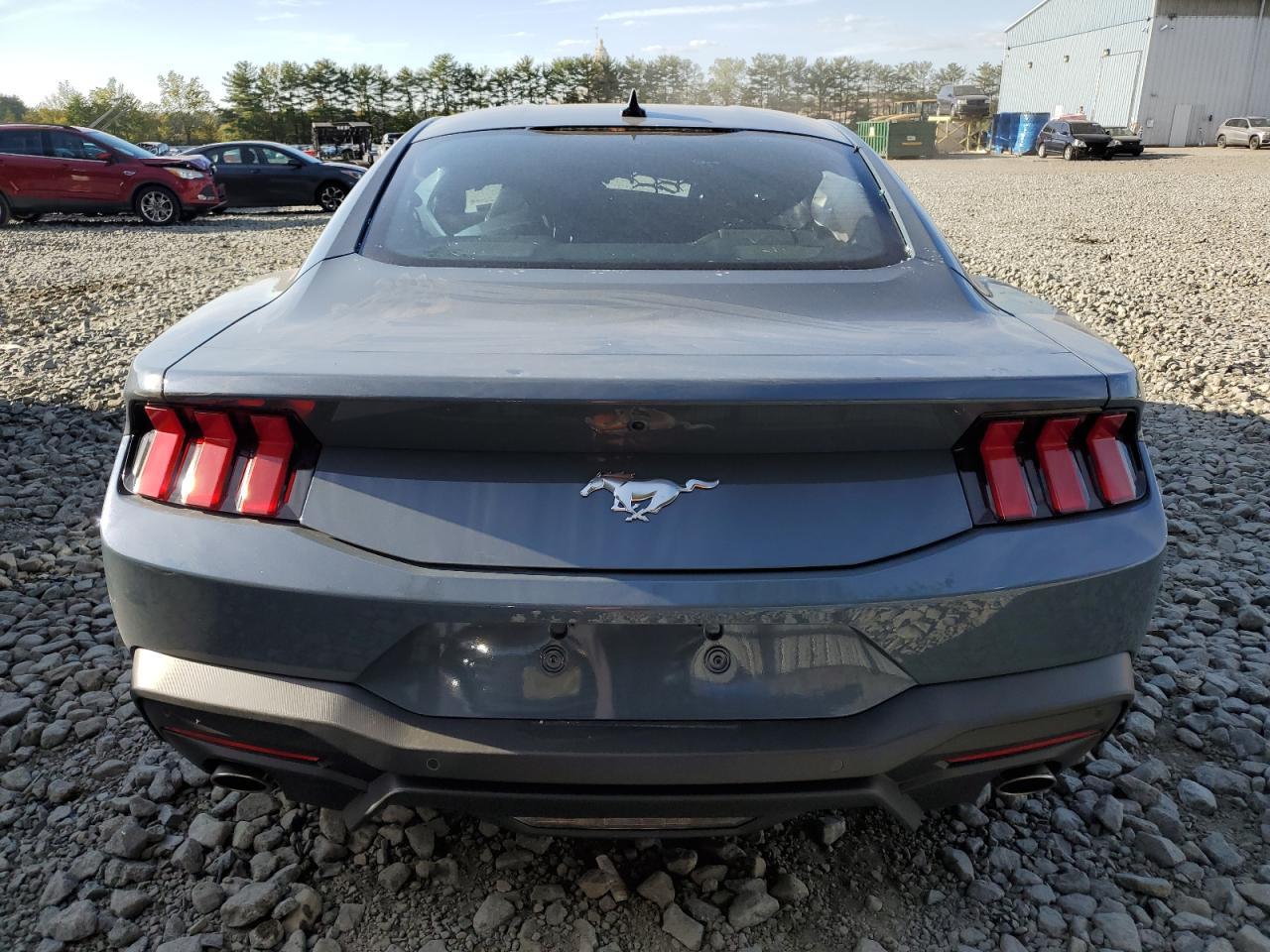2025 FORD MUSTANG