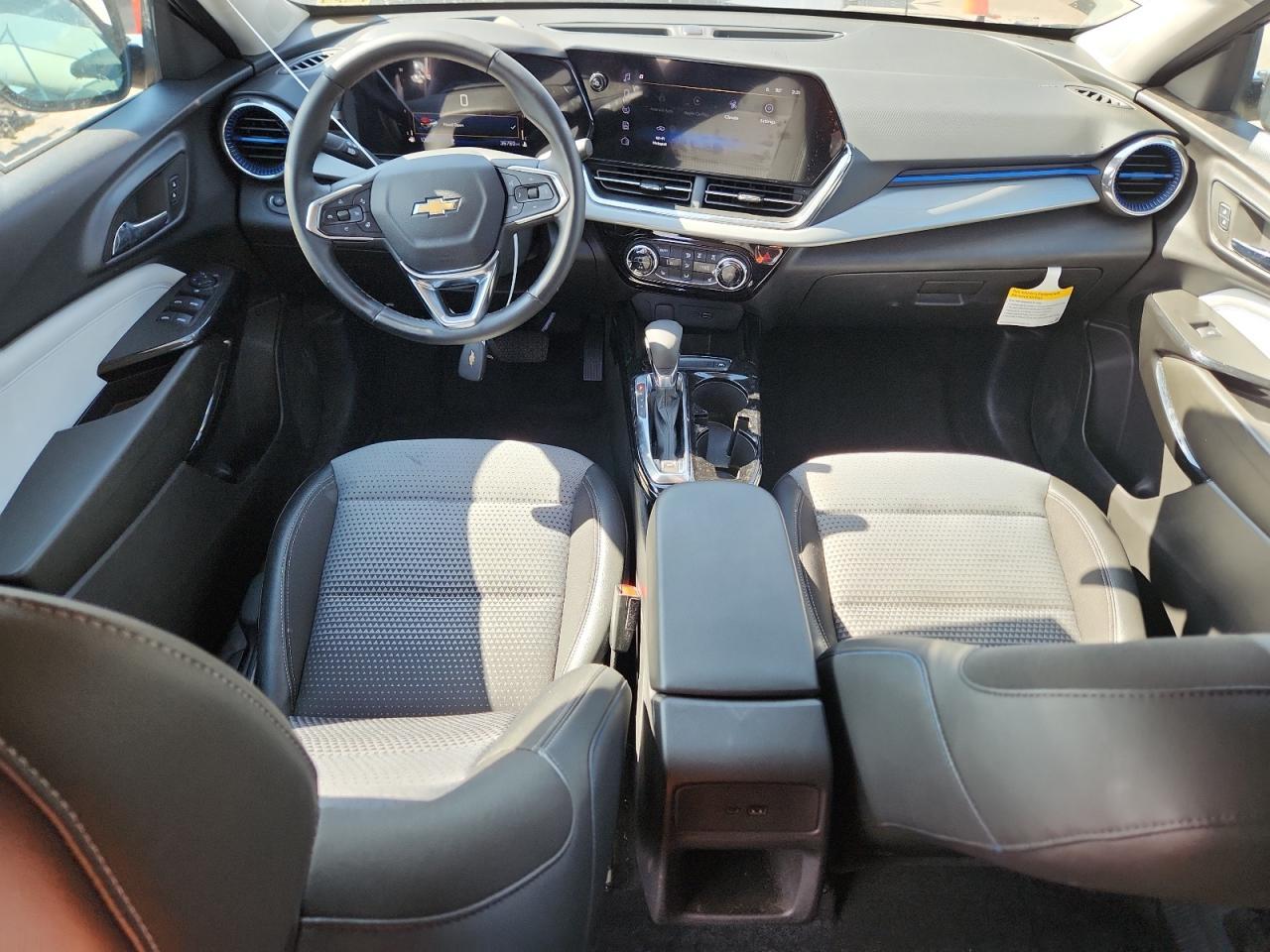 2025 CHEVROLET TRAX