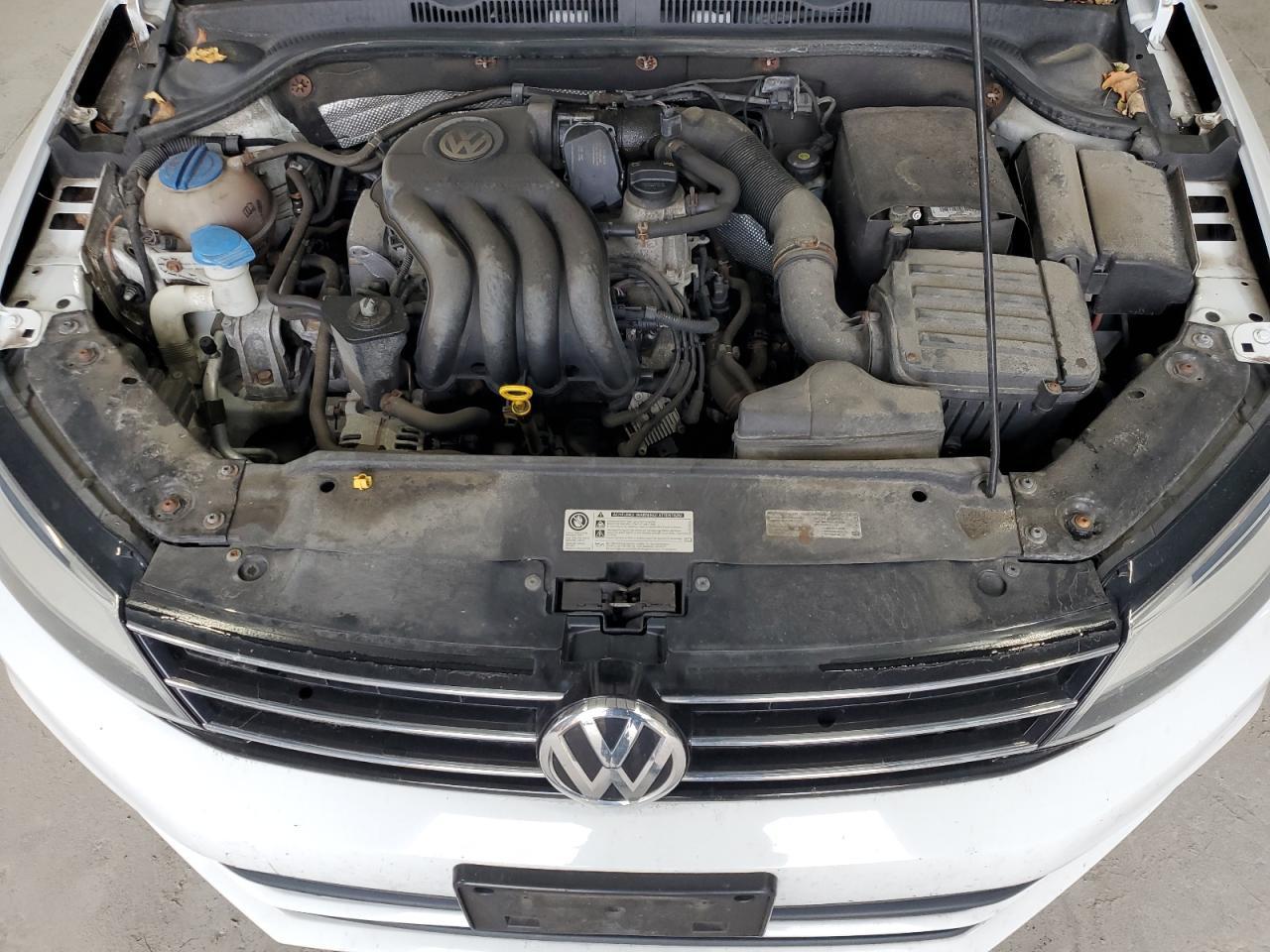 2015 VOLKSWAGEN JETTA