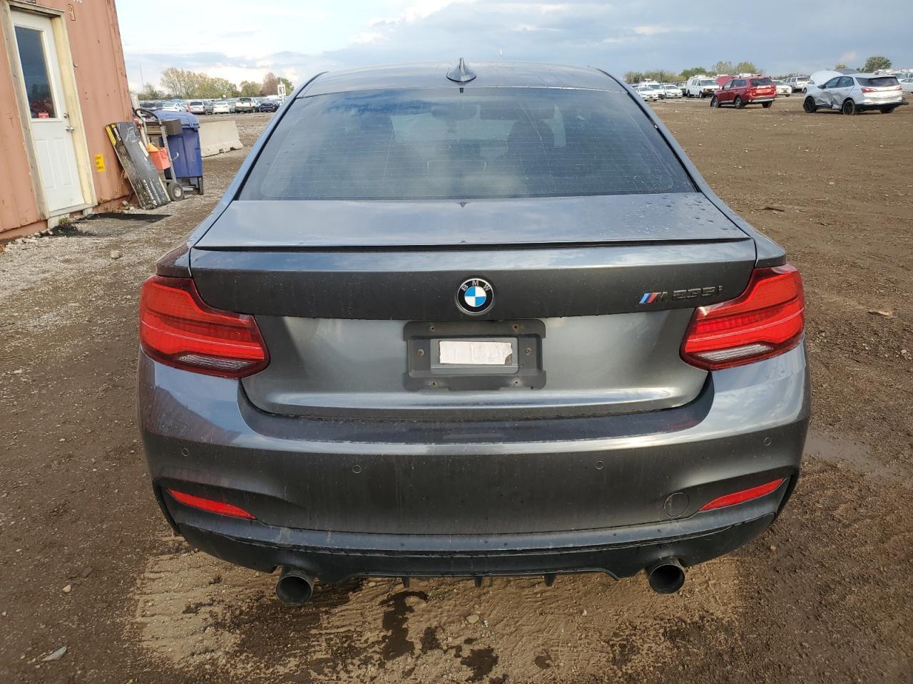 2016 BMW M235i