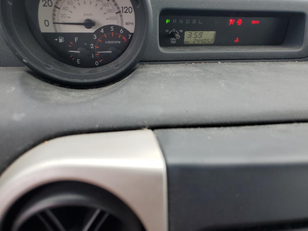 2006 TOYOTA SCION