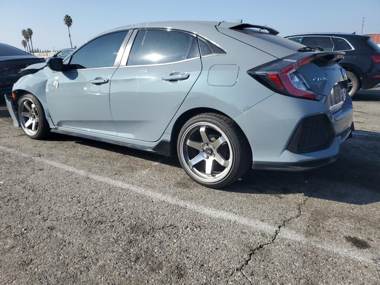 2018 HONDA CIVIC