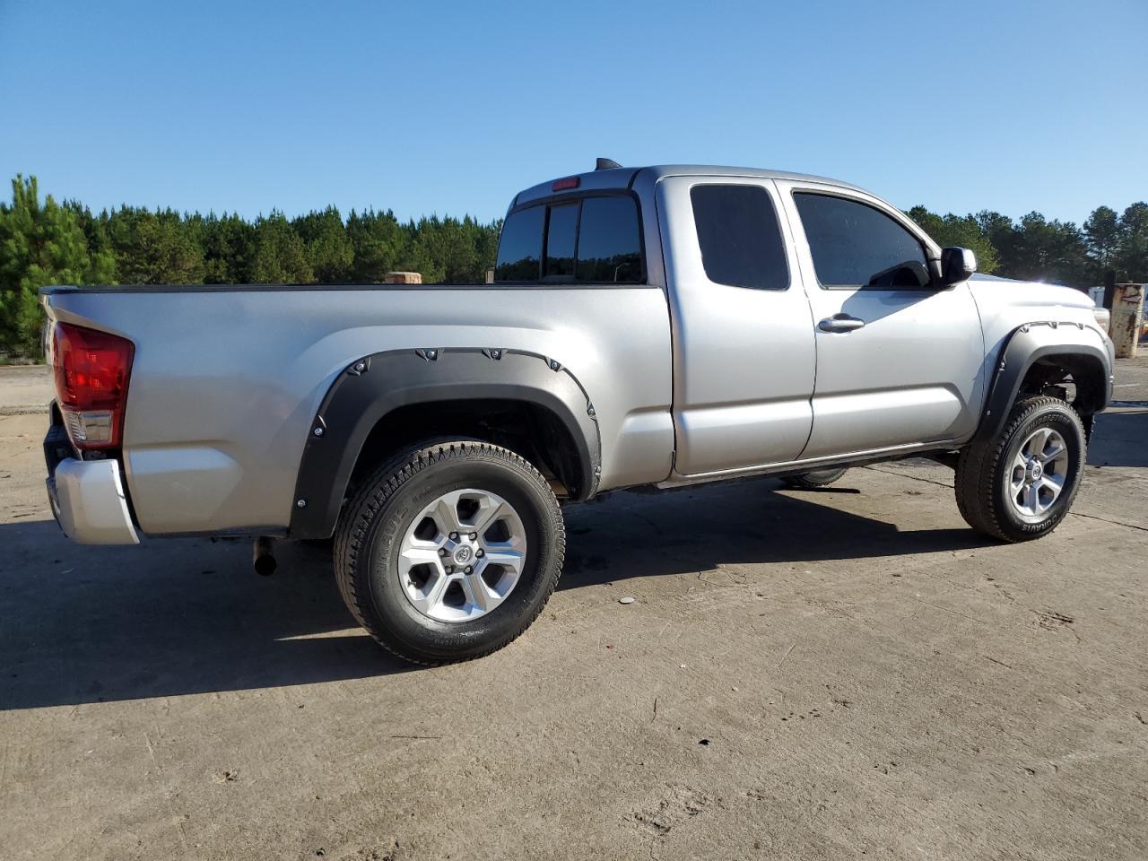 2016 TOYOTA TACOMA