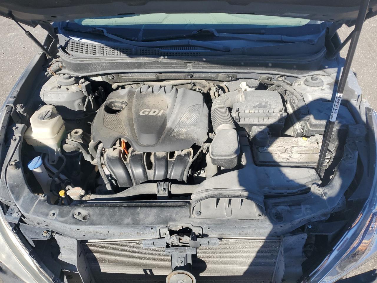 2011 HYUNDAI SONATA