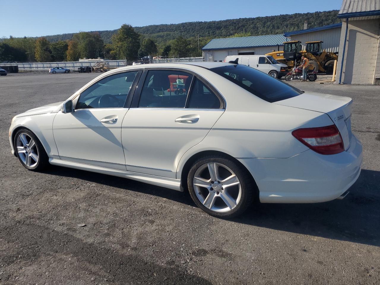 2010 MERCEDES-BENZ C-CLASS