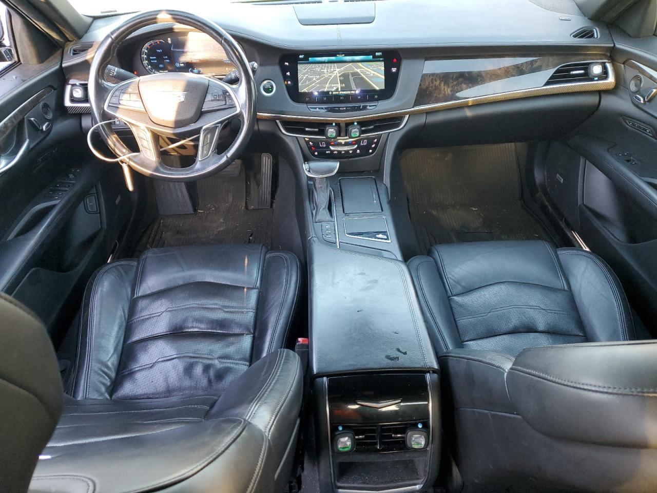 2017 CADILLAC CT6