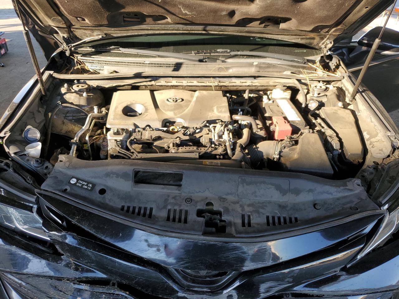 2018 TOYOTA CAMRY