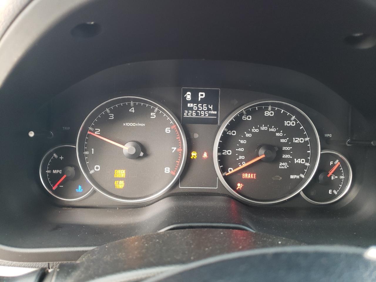 2014 SUBARU Legacy