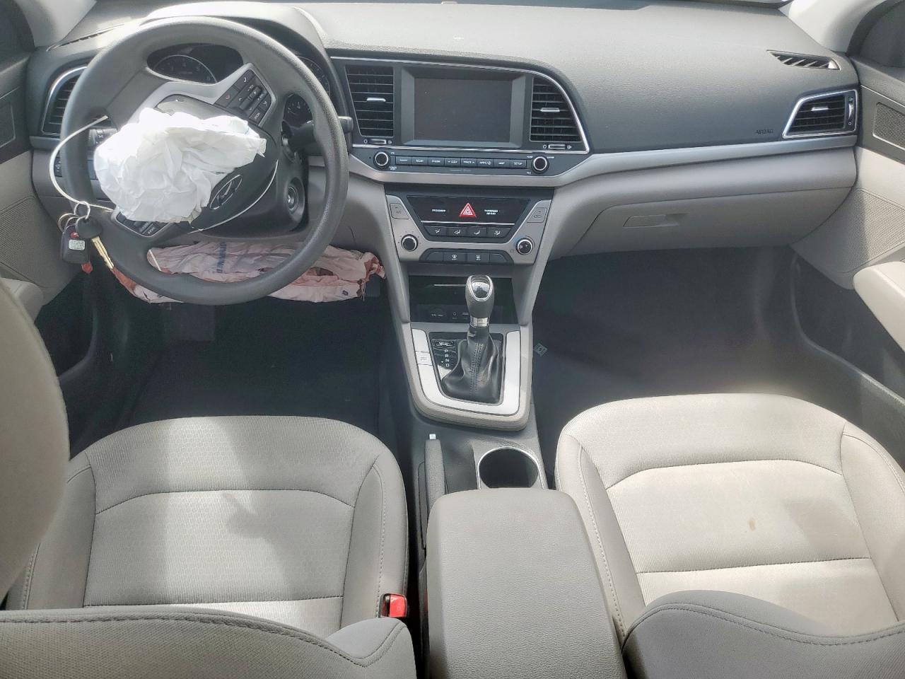 2017 HYUNDAI ELANTRA