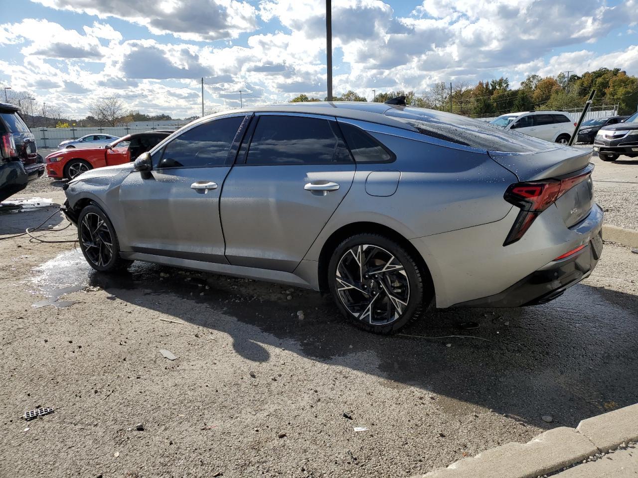 2025 KIA K5