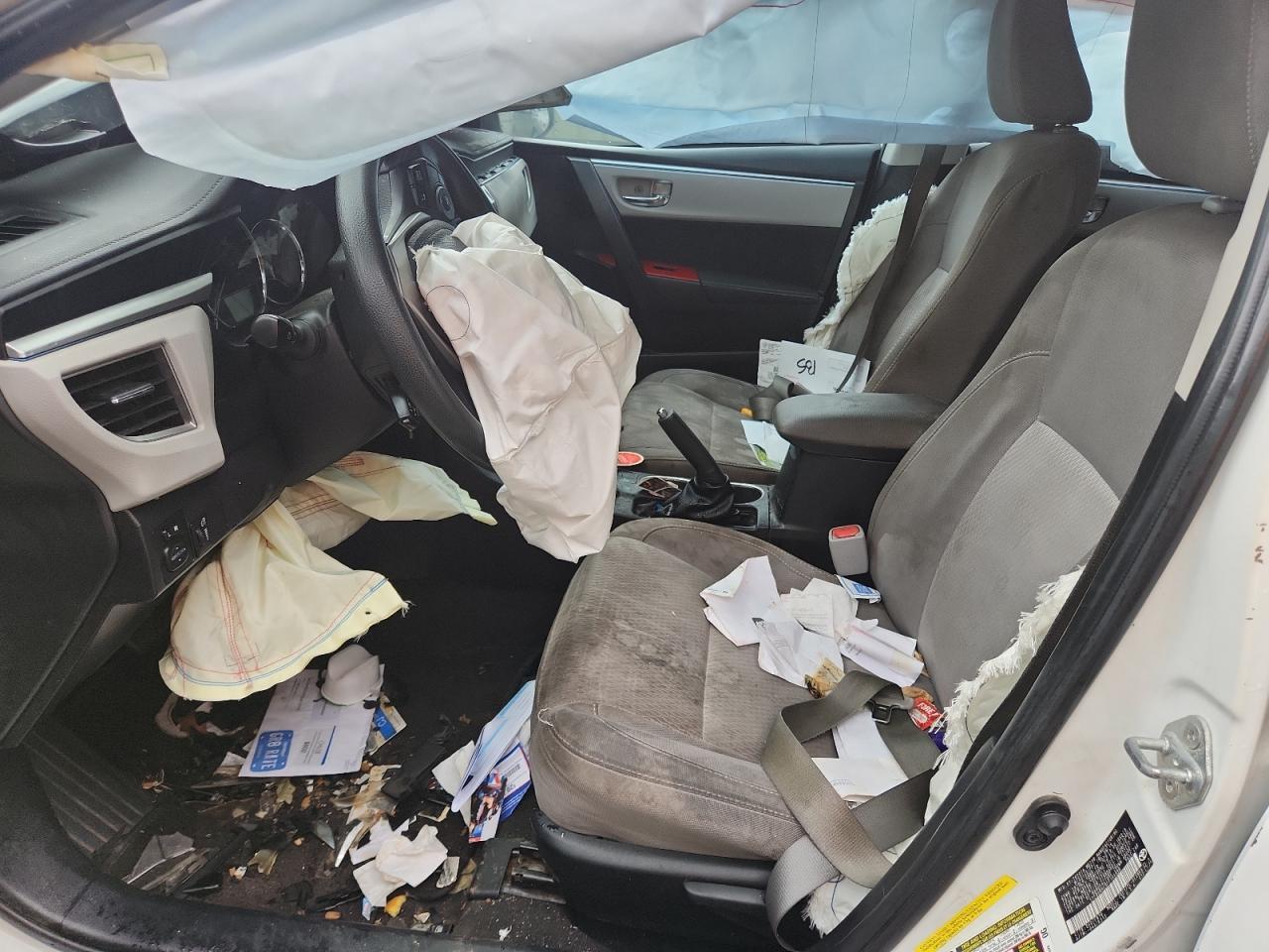 2015 TOYOTA COROLLA