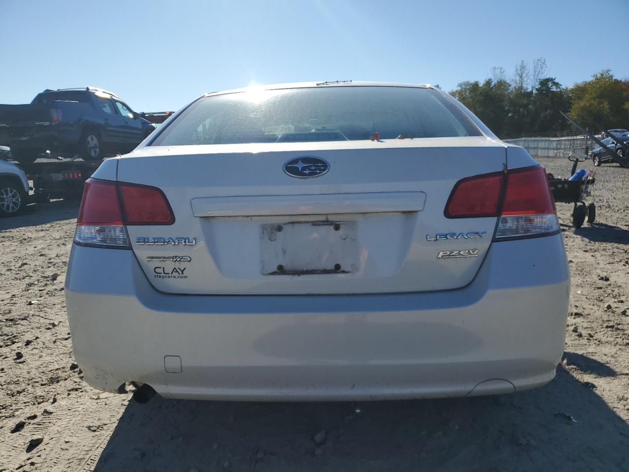 2011 SUBARU Legacy