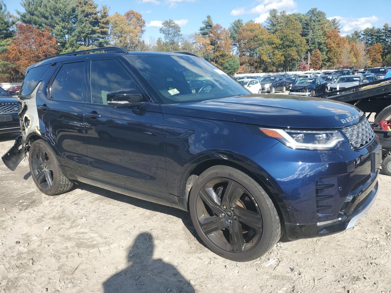 2023 LAND ROVER Discovery