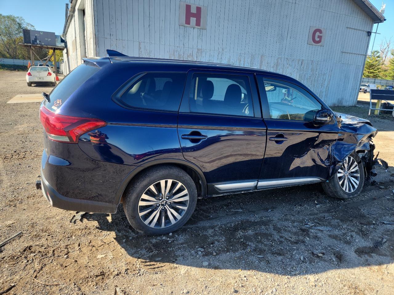 2020 MITSUBISHI outlander