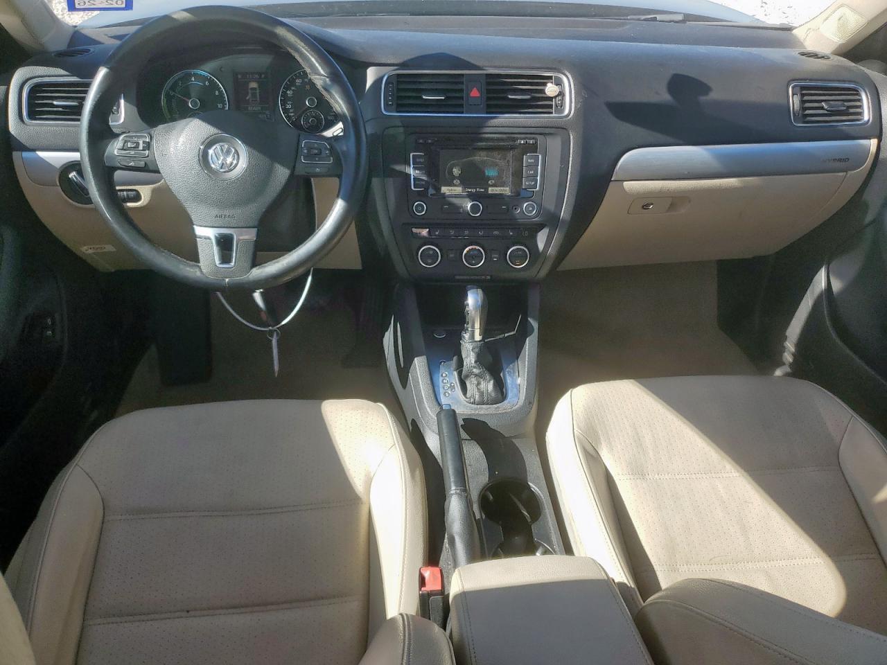 2013 VOLKSWAGEN JETTA